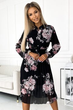 CARLA Susiūta midi suknelė su sagutėmis ir ilgomis rankovėmis - ROŽĖS ant juodo fono